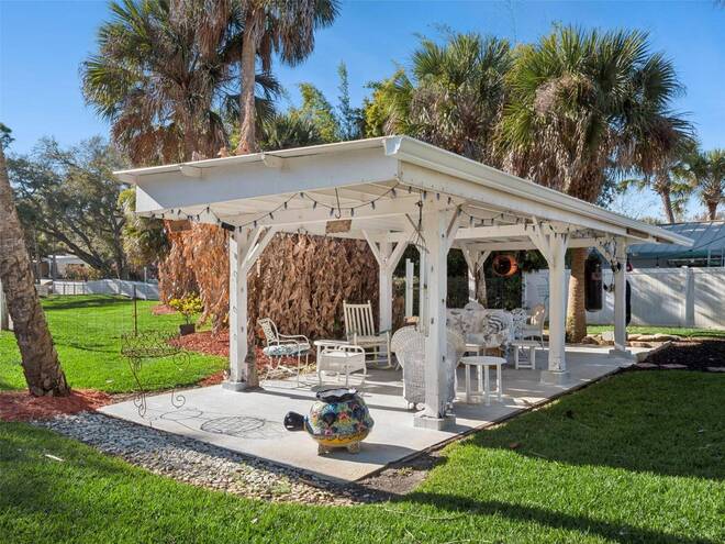 1703 S Riverside Dr, New Smyrna Beach, FL 32168