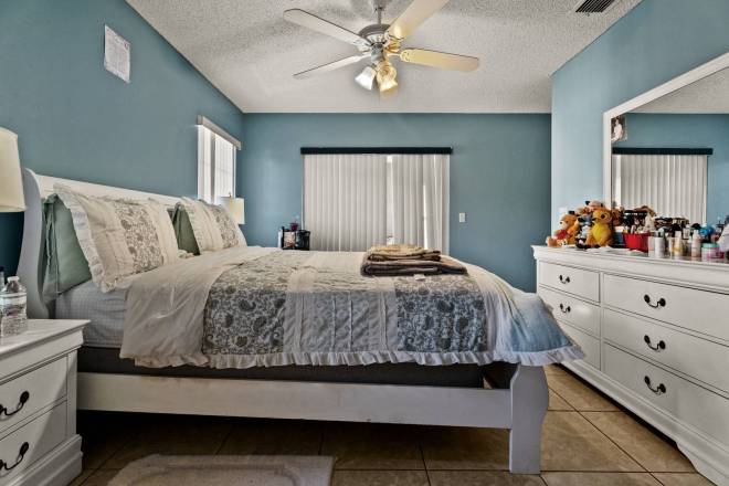 10133 Marguex Dr, Orlando, FL 32825