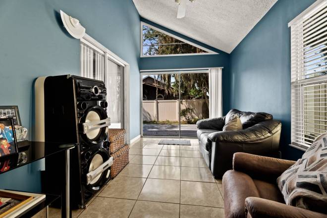 10133 Marguex Dr, Orlando, FL 32825