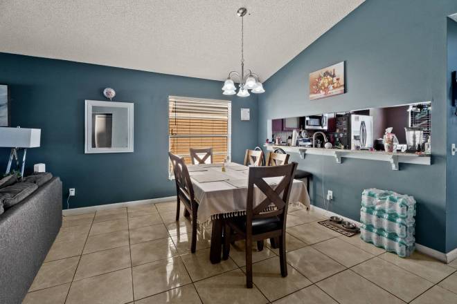 10133 Marguex Dr, Orlando, FL 32825