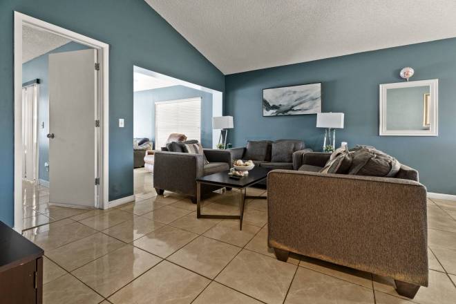 10133 Marguex Dr, Orlando, FL 32825