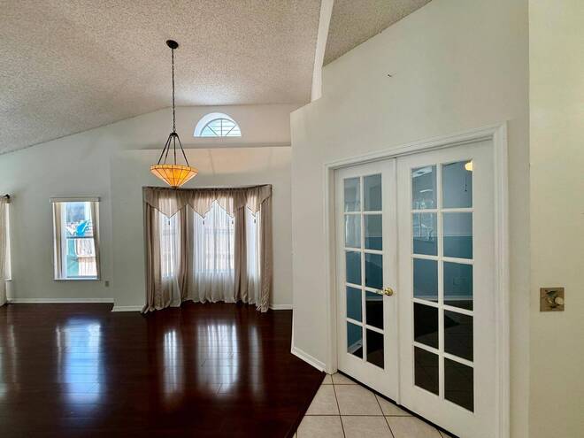 11838 Branch Mooring Dr, Tampa, FL 33635
