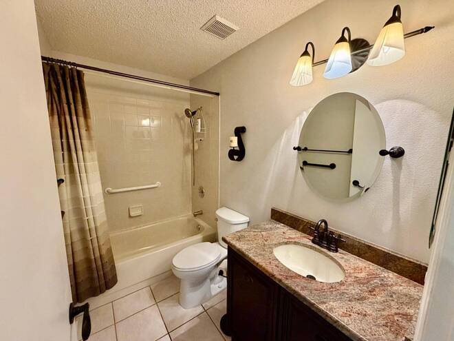 11838 Branch Mooring Dr, Tampa, FL 33635