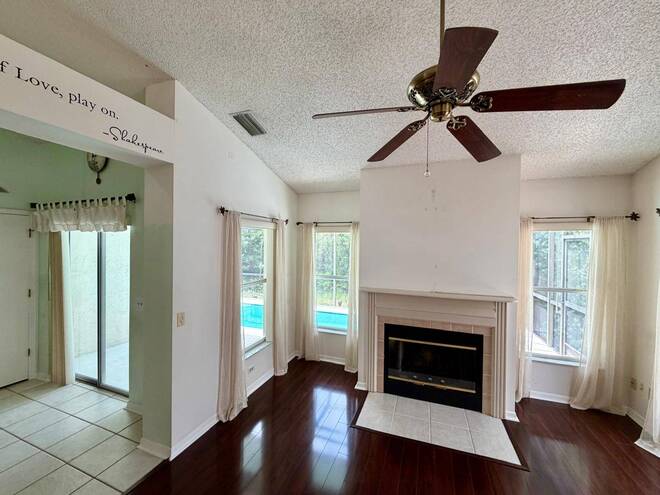 11838 Branch Mooring Dr, Tampa, FL 33635