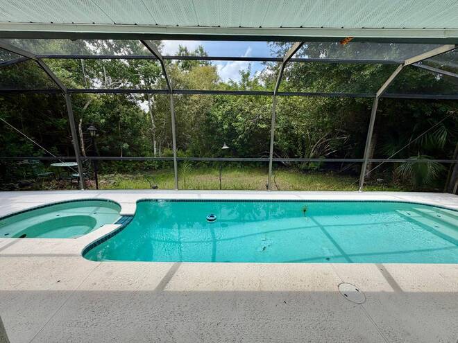 11838 Branch Mooring Dr, Tampa, FL 33635