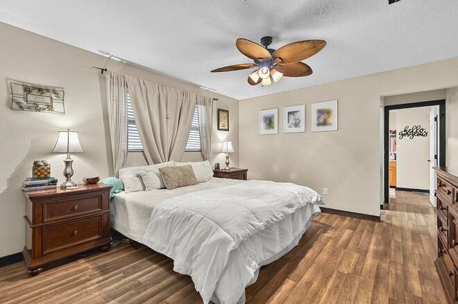 702 N Chapel, Bunnell, FL 32110