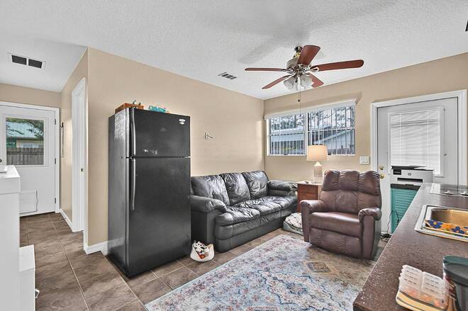 702 N Chapel, Bunnell, FL 32110