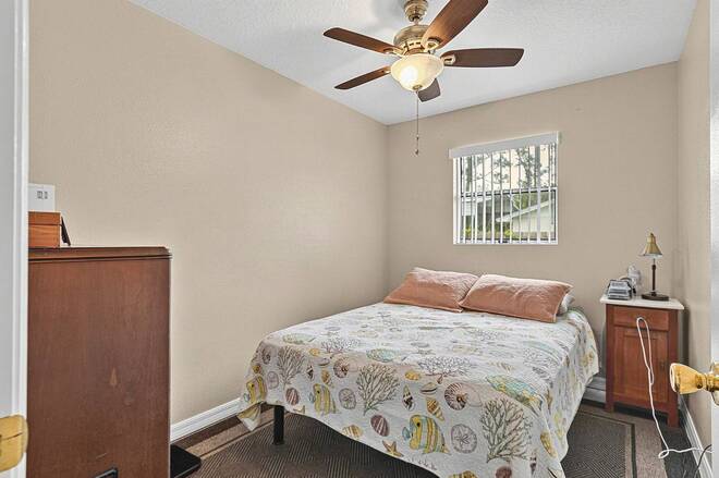 702 N Chapel, Bunnell, FL 32110