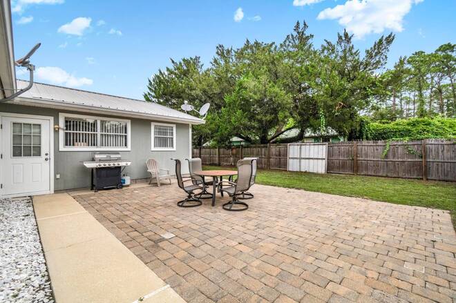 702 N Chapel, Bunnell, FL 32110
