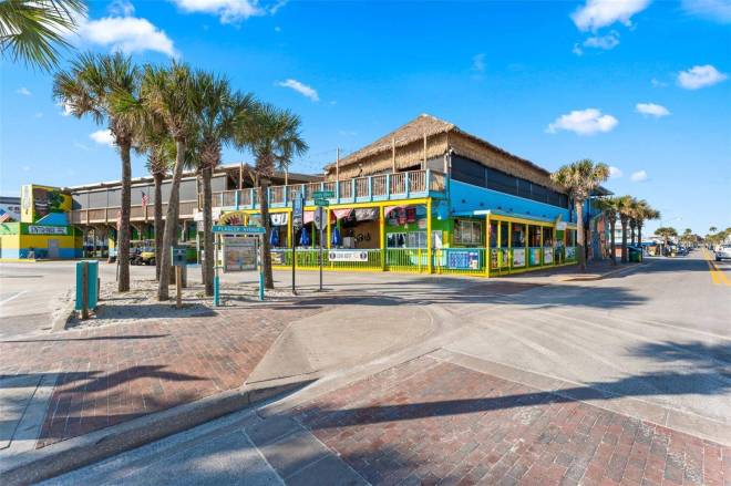101 N Pine St, #2, New Smyrna Beach, FL 32169