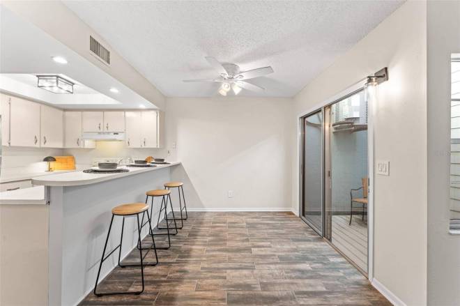 101 N Pine St, #2, New Smyrna Beach, FL 32169