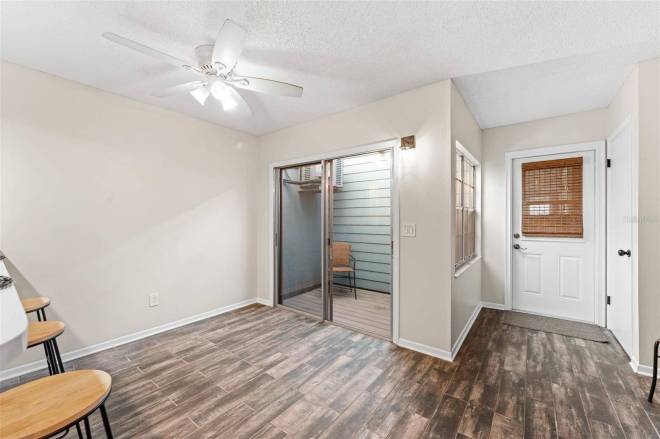 101 N Pine St, #2, New Smyrna Beach, FL 32169