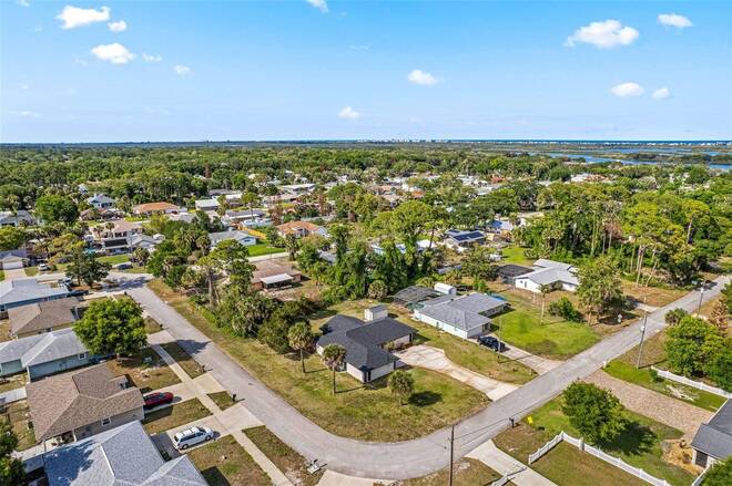 117 Poinciana Rd, Edgewater, FL 32141
