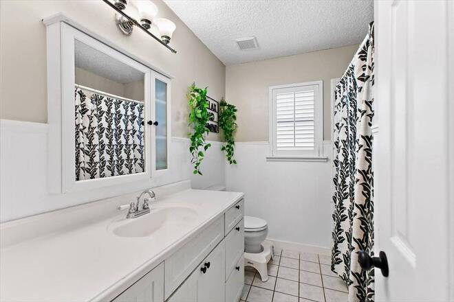 10455 Osprey Nest W Dr, Jacksonville, FL 32257