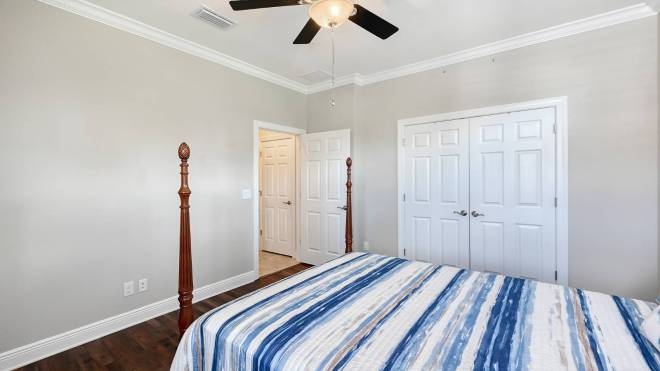 1041 RIVERSCAPE STREET, Bradenton, FL 34208
