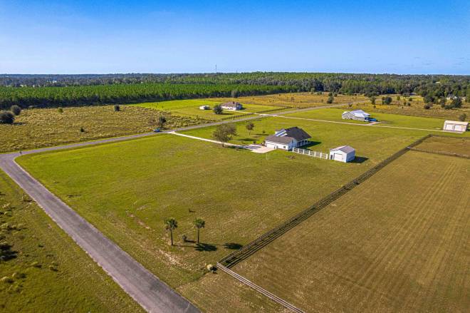 879 NW Milo Ter, Lake City, FL 32055