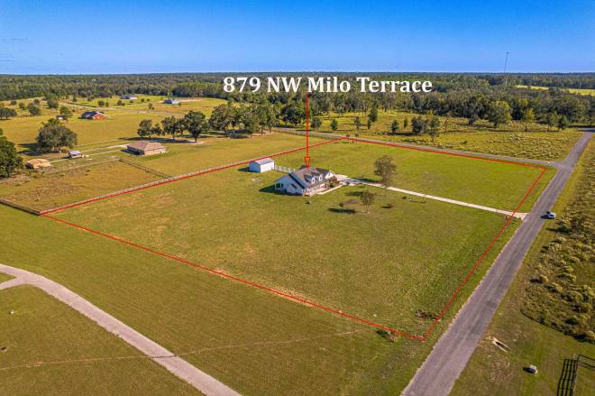 879 NW Milo Ter, Lake City, FL 32055