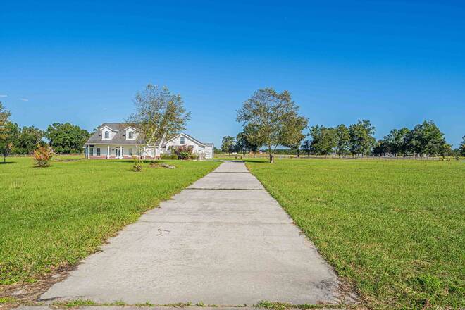 879 NW Milo Ter, Lake City, FL 32055