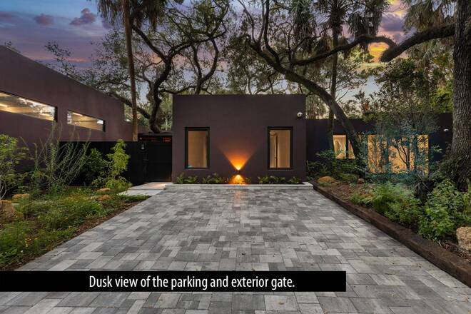 2111 Tanbark Ln, Fort Lauderdale, FL 33312