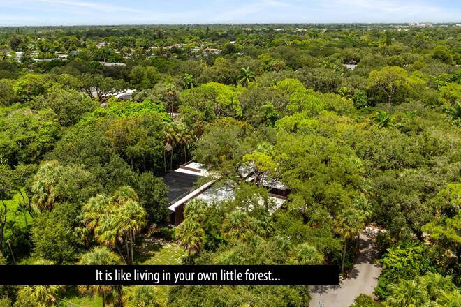 2111 Tanbark Ln, Fort Lauderdale, FL 33312