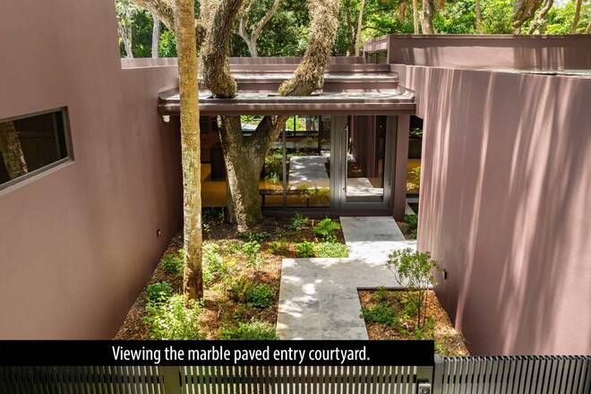 2111 Tanbark Ln, Fort Lauderdale, FL 33312