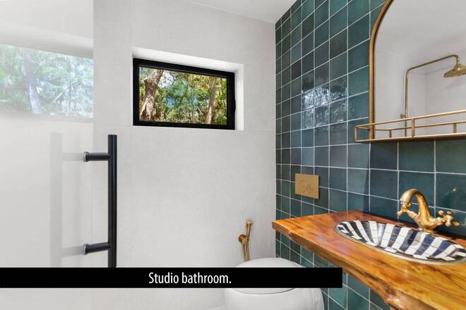 2111 Tanbark Ln, Fort Lauderdale, FL 33312