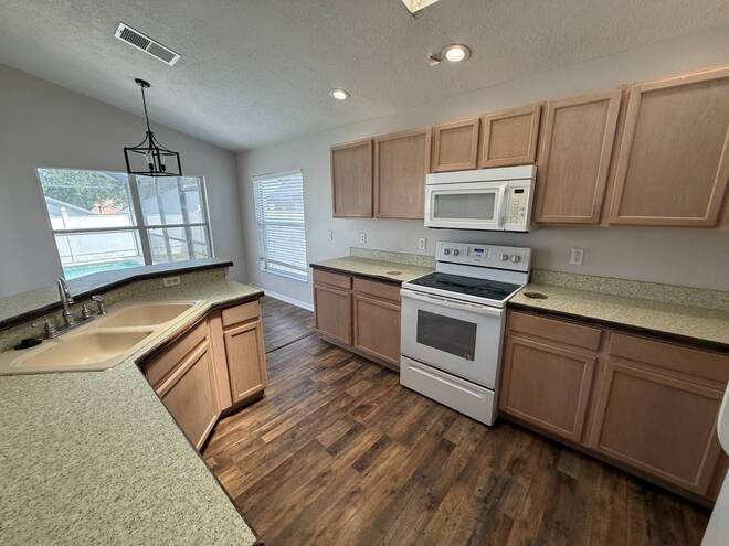 16049 Magnolia Hill St, Clermont, FL 34714