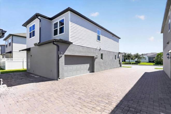 2910 Meleto Blvd, New Smyrna Beach, FL 32168
