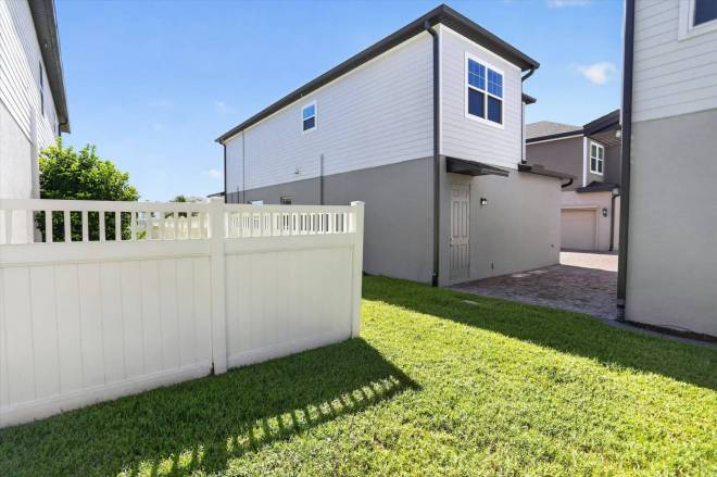 2910 Meleto Blvd, New Smyrna Beach, FL 32168