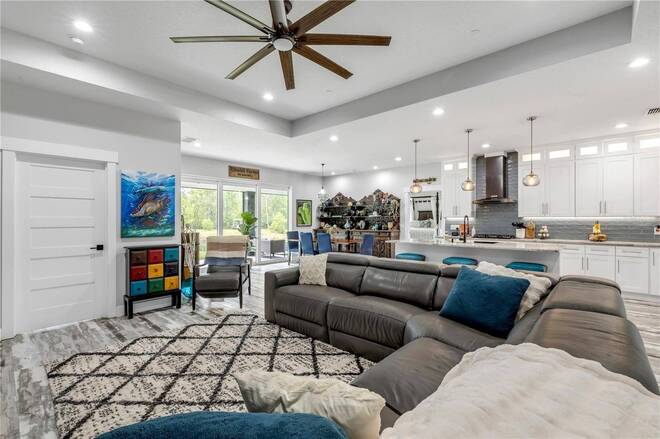 300 Omega Ranch Rd, New Smyrna Beach, FL 32168
