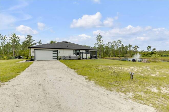 300 Omega Ranch Rd, New Smyrna Beach, FL 32168
