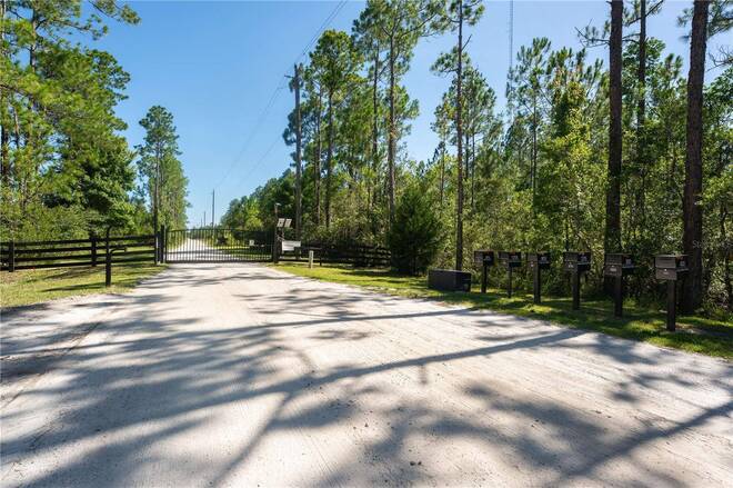 300 Omega Ranch Rd, New Smyrna Beach, FL 32168