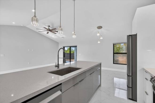 526 Wabasso S Ave, Lehigh Acres, FL 33974
