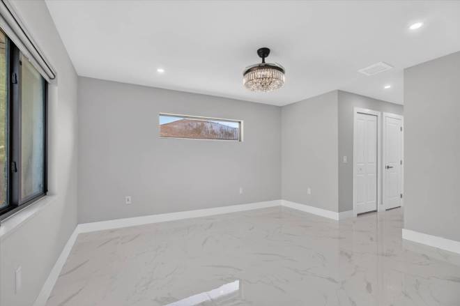 526 Wabasso S Ave, Lehigh Acres, FL 33974