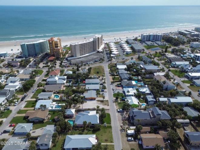 209 Normandy Ave, New Smyrna Beach, FL 32169