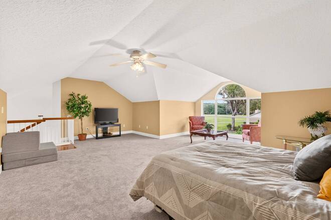 1833 Shore Line Dr, Leesburg, FL 34748