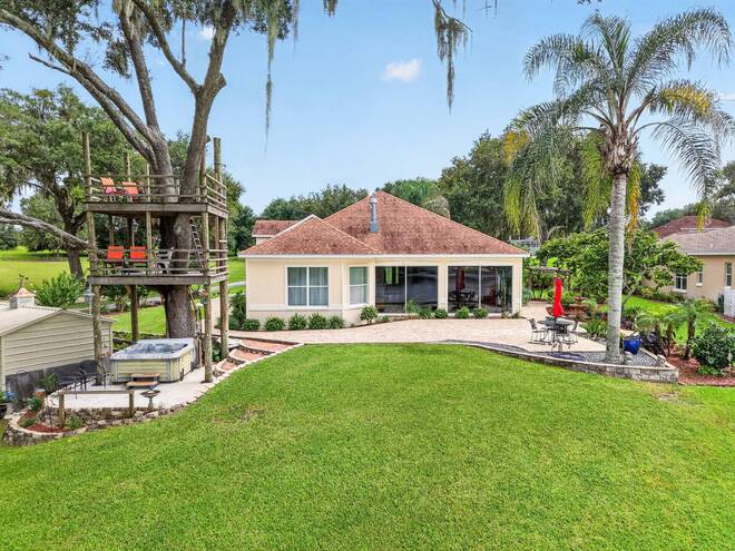 1833 Shore Line Dr, Leesburg, FL 34748