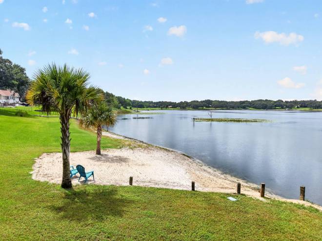 1833 Shore Line Dr, Leesburg, FL 34748