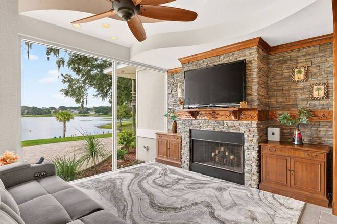 1833 Shore Line Dr, Leesburg, FL 34748