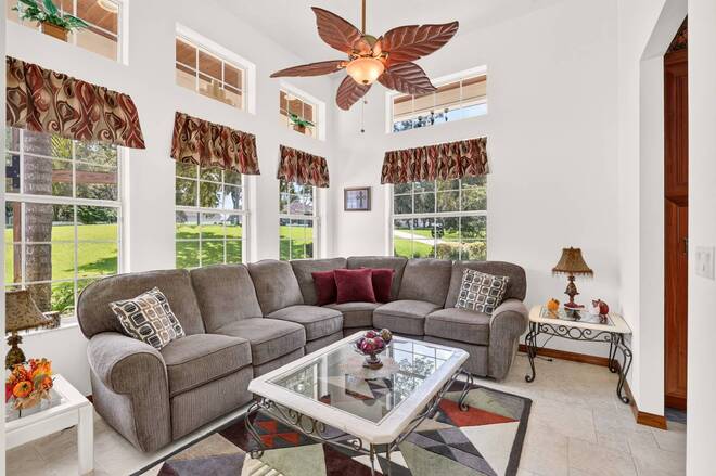 1833 Shore Line Dr, Leesburg, FL 34748