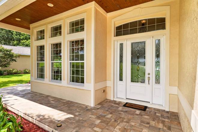 1833 Shore Line Dr, Leesburg, FL 34748