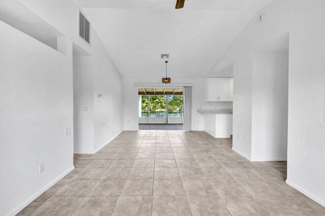 3940 Bennett Ln, Bonita Springs, FL 34134
