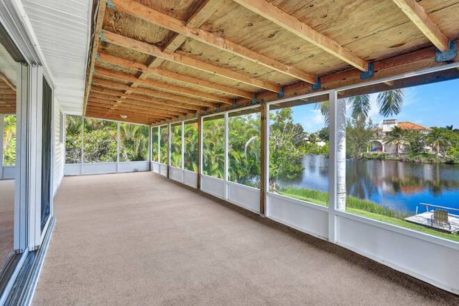 3940 Bennett Ln, Bonita Springs, FL 34134