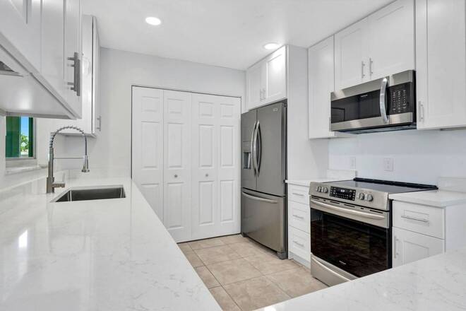 3940 Bennett Ln, Bonita Springs, FL 34134