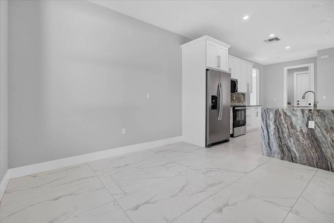 2843 14th SE Ave, Naples, FL 34117