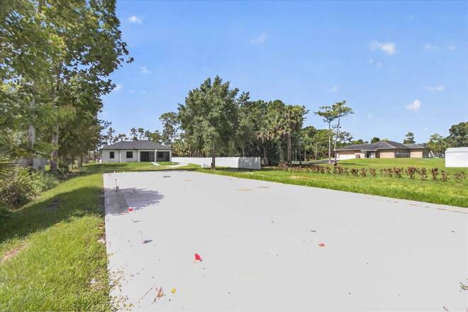 2843 14th SE Ave, Naples, FL 34117