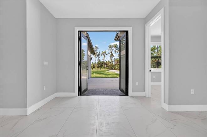 2843 14th SE Ave, Naples, FL 34117