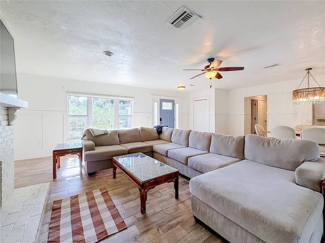 536 NW 9th Ave, Crystal River, FL 34428