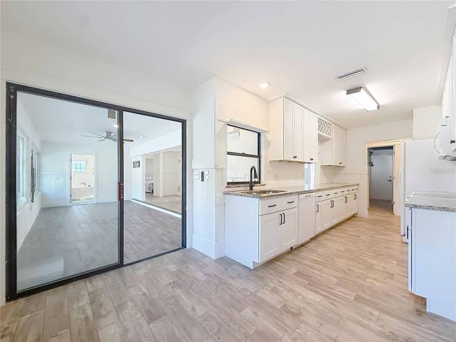 536 NW 9th Ave, Crystal River, FL 34428