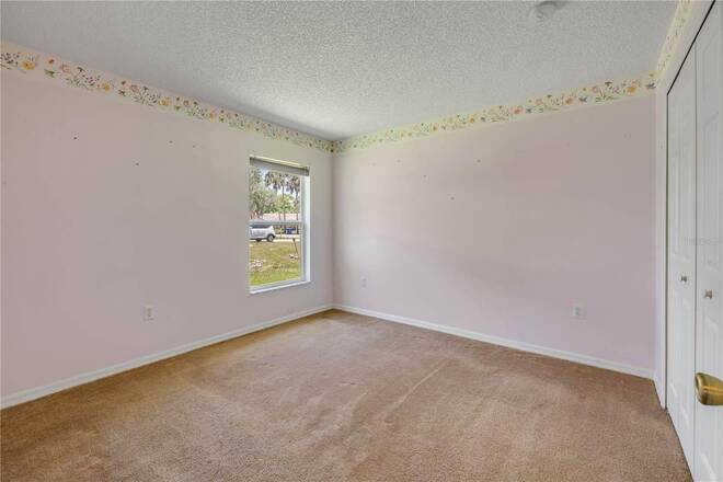 2226 Juniper Dr, Edgewater, FL 32141
